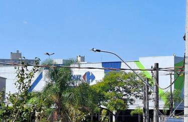 Apartamento 5 min do Consulado Americano Porto Alegre - Foto 9