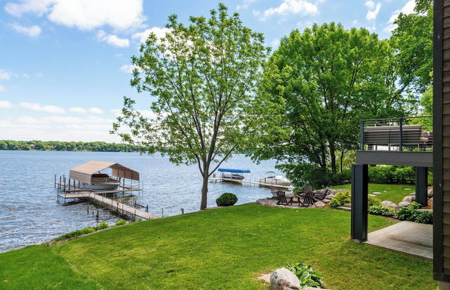 Lakefront Luxury - Foto 52