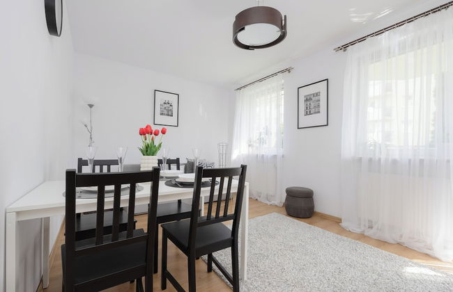 Cosy Apartment in Piaseczno by Renters - Photo 12