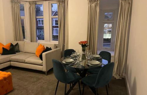 Beautiful 2 Bed Centrally Located Flat Close to 3 Stations - Foto 4