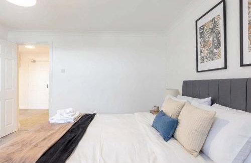 Fabulous 1 Bed Harbour-side Apartment with Balcony - Foto 16