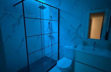 Charming Madrid Apartment 6 paradas metro El Retiro - Photo 11