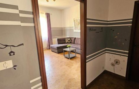 VAL D'ORCIA DELUXE 2, RAFFINATA CASA immersa nel verde con WiFi, giardino e parcheggio - Foto 10