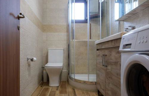 Effie's Maisonette with Detached Studio - Photo 25