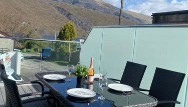 Lake view townhouse - Photo 3