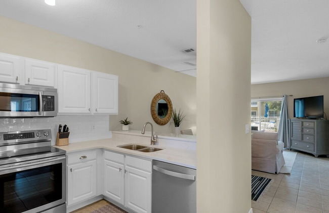 1st Floor, Walkable to Dining, Shopping, Beach - Sleeps 6 - Foto 10