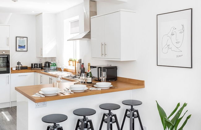 Stylish Apartment In Leafy Central Neighbourhood - Foto 12