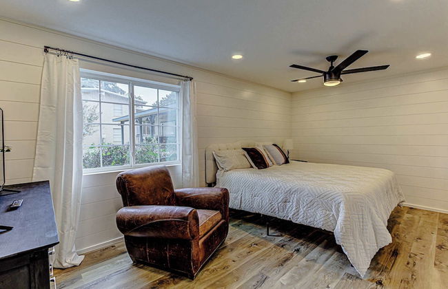 Triple L! Waterfront w/ Private Boat Dock! - Foto 3