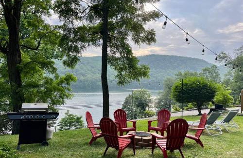 Brown House, Lake, Boat Dock, King Bed, Grill - Foto 32