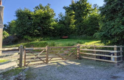 Tranquil 1 bedroom cottage 15 mins drive to sea - Foto 31