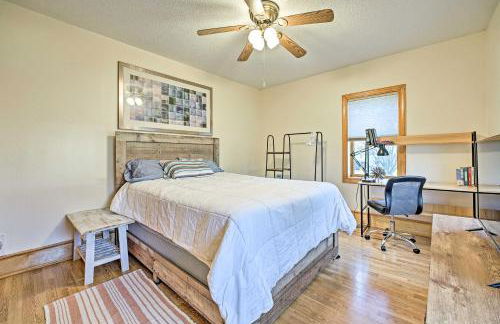 All-Season Grand Haven Getaway with Deck! - Foto 9