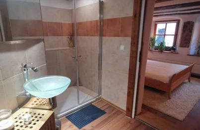 Charmantes Zimmer mit Bad im Stadtzentrum - Foto 14