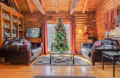 Log Cabin with a Hot Tub in Ellicottville, For Magical Glamping Escapes in New York - Foto 17