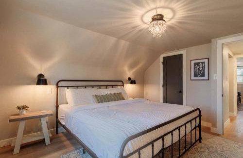 4BR 2BA Dog Friendly 3 Kings Walk to Lambeau - Foto 34