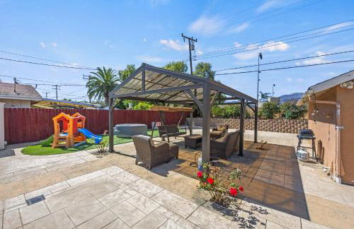 Coastal Home Near UCSB & Airport, Hot Tub, King Beds, Fast Wifi, Sleeps 6 - Foto 39