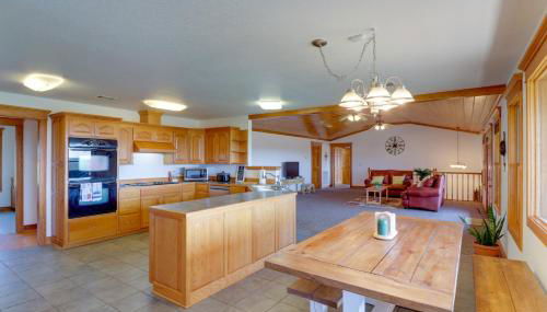 Mountain Views and Shared Pool Ozarks Family Home - Foto 4