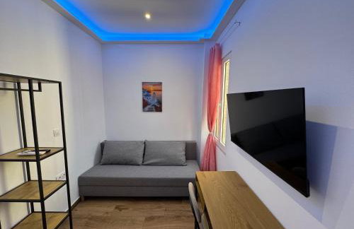 Modern Athens Suite - 160m from Metro - 3min Piraeus Port - 6 Guests - Foto 52