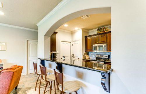 Spacious and Family-Friendly! TAMU Townhome with Yard - Foto 10