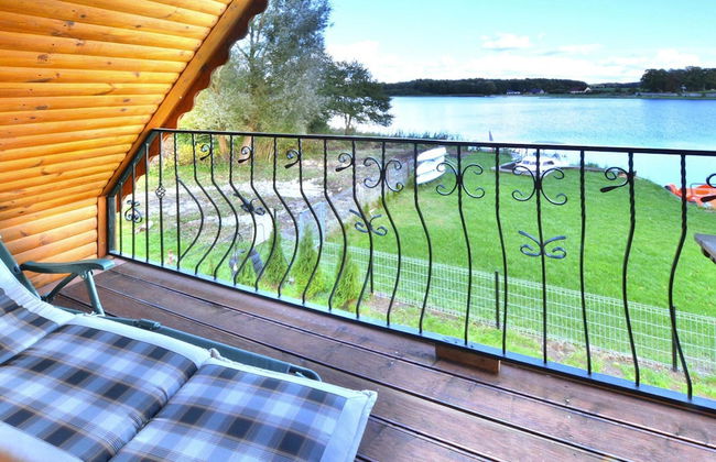 Cottage by Lake Ostrowieckie With Private Beach - Photo 38