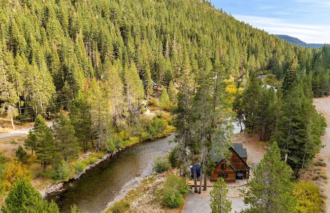 Riversong Lodge by Avantstay Sauna Hot Tub On The Truckee River - Photo 35