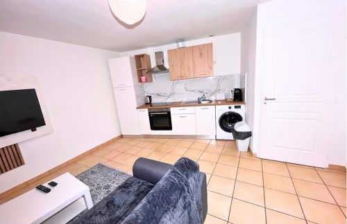 Cocon tout équipé avec jardin au centre-ville - Foto 6