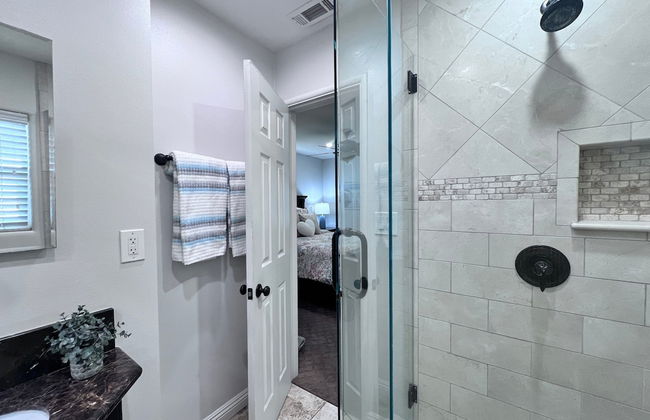 Lovely Anaheim Pool Home 1 Mile to Disney - Foto 14