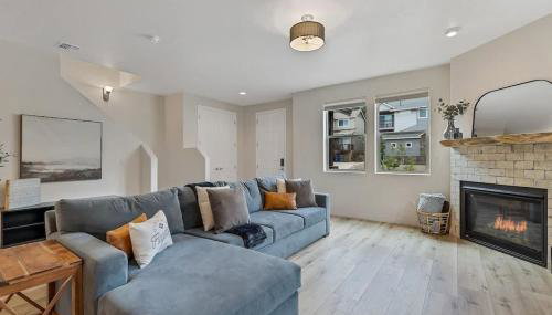 Flagstaff 3BR Cozy Retreat w Fireplace & BBQ - Foto 2