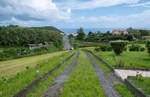 Hydrangea House - Photo 51