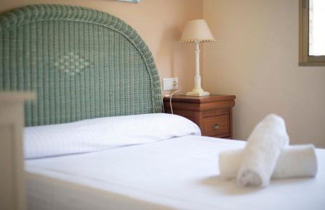 TarracoHomes, TH156 Casa Roser Familiar y con Piscina Compartida - Photo 20