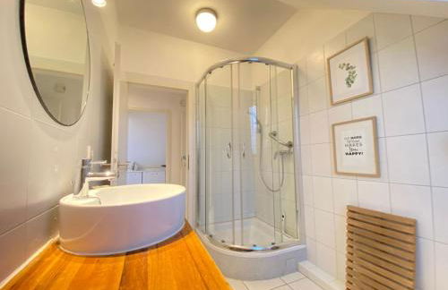 Apartment mit Stellplatz mitten im Grünen by Interhome - Foto 9