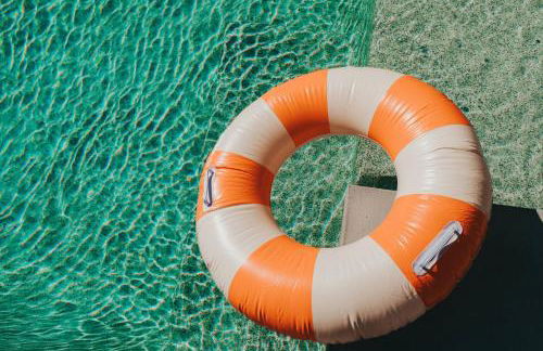 Desert Oasis: Pool, Spa, Golf Sim + EV Charger - Foto 38