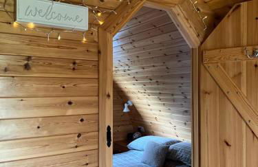 Cosy Cabins at Westfield Farm, Isle of Wight - Photo 2