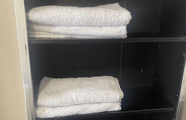 Impeccable 1-bed Apartment in London - Foto 16