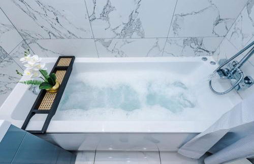 Stunning Home in Altrincham, Large Driveway, Sleeps 7, Perfect For Groups - Foto 13