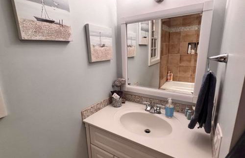 Spectacular Suttons Bay Stay - Game Room Kayaks Pizza Oven & More - Foto 51