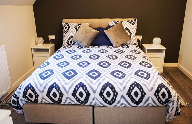 Luxe Home with Hot Tub & Sauna - Foto 4