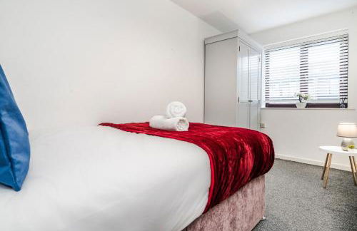 Great Location 2 Bedroom House in Nottingham, Private Garden, Fast Wi-Fi and Free Parking - Photo 68