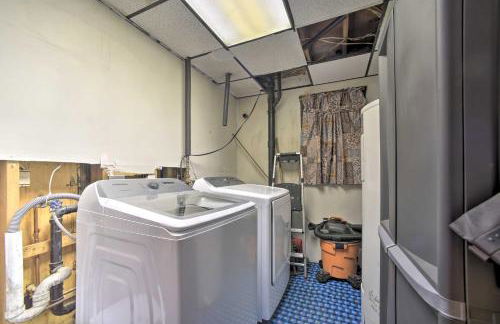 Cozy A-Frame Cabin with Pool Table 8 Mi to Mt Snow! - Photo 24