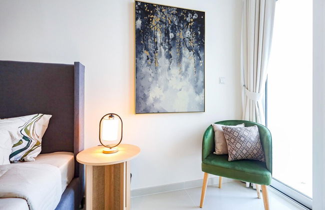 Elite LUX Holiday Homes - Serene Golf View Living 1 BHK in Damac Hills Dubai - Photo 9