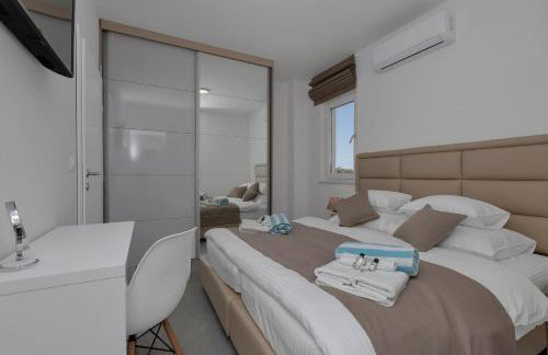 Villa Violet with Salt water pool - Foto 42