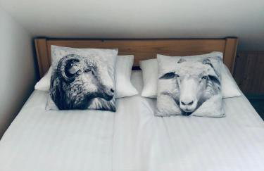 Na Świerkowym Strychu - Photo 20