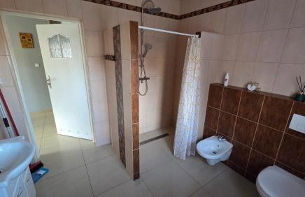 Dom nad jeziorem Oblasek - Foto 8