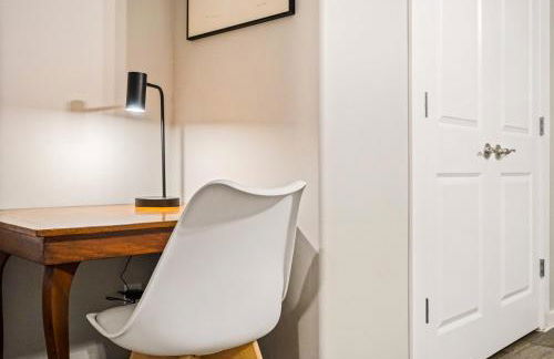 5BR Home Hot tub, fenced backyard #CO - Foto 30