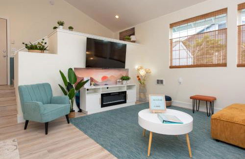 Sequim Escape with Gas Grill and Deck, Walk to Beach! - Foto 5