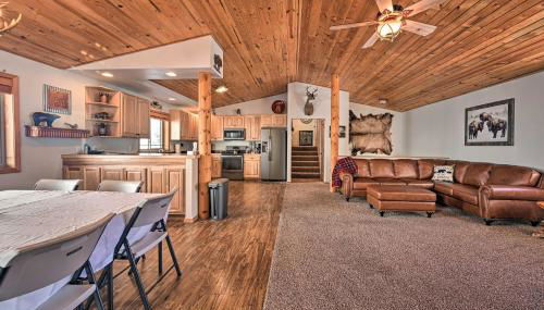 Peaceful Superior Home with Fire Pit and Mtn View - Foto 3