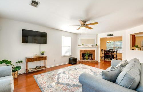 Atlanta Area Home with Yard about 2 Mi to Six Flags - Foto 1