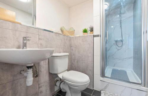 Birmingham City Centre modern apartment - Foto 8