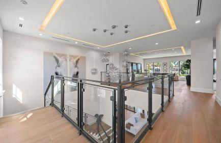 Waterfront Luxury Estate with Private Dock Lighthouse Point - Foto 34