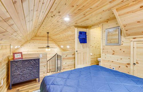 Hike and Fish Marlinton Cabin with Fire Pit and Views! - Foto 17