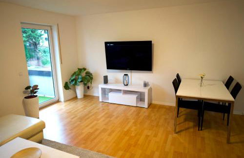 Modern und Gemütlich, Ferienwohnung mit Balkon und Netflix in Leimen WeHome Komfort - Foto 1